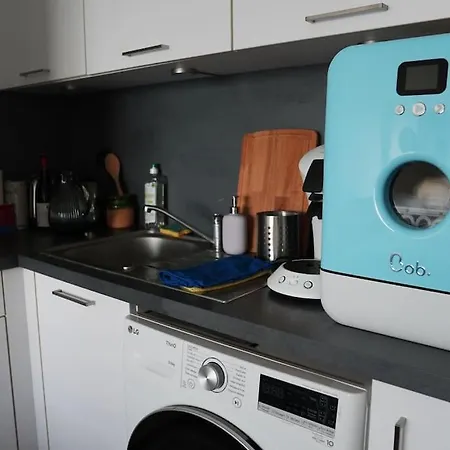 Amazing Cosy With Ocean View & Pool 아파트 비아히쯔